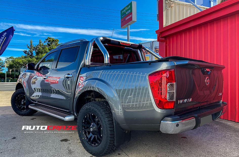 NISSAN NAVARA CLIFF MATTE BLACK